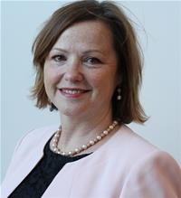 Portrait of Councillor Karen Clark